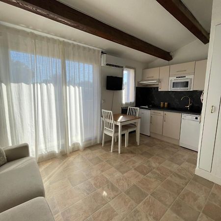 Appartement Pinede Piscine Clim Proche Plage Village Naturiste Agde Eksteriør bilde