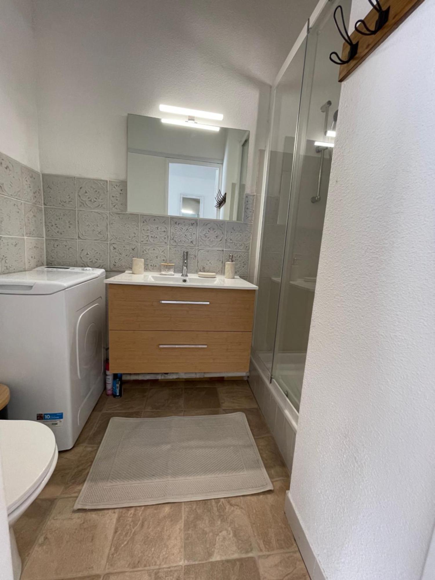 Appartement Pinede Piscine Clim Proche Plage Village Naturiste Agde Eksteriør bilde