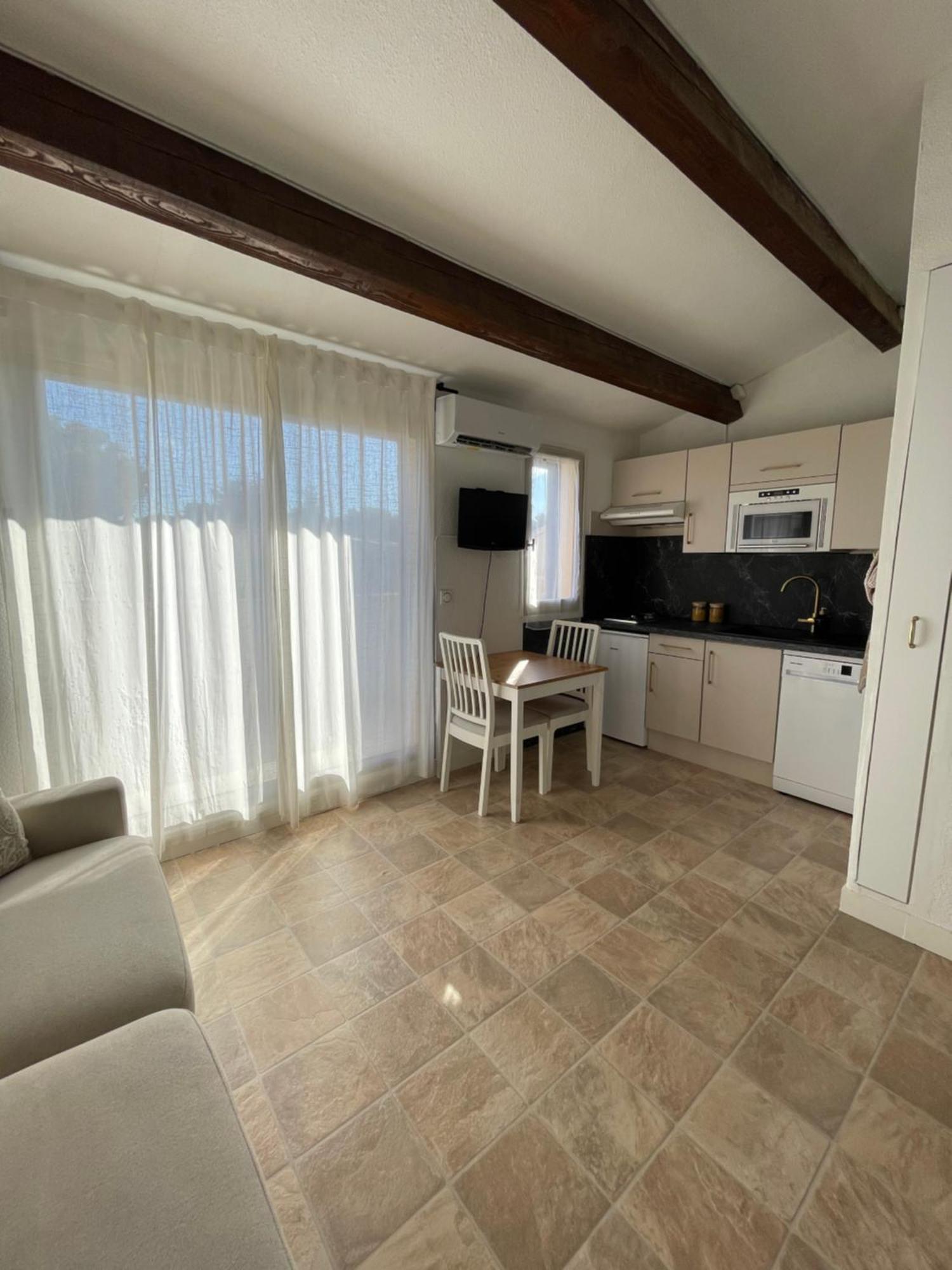 Appartement Pinede Piscine Clim Proche Plage Village Naturiste Agde Eksteriør bilde